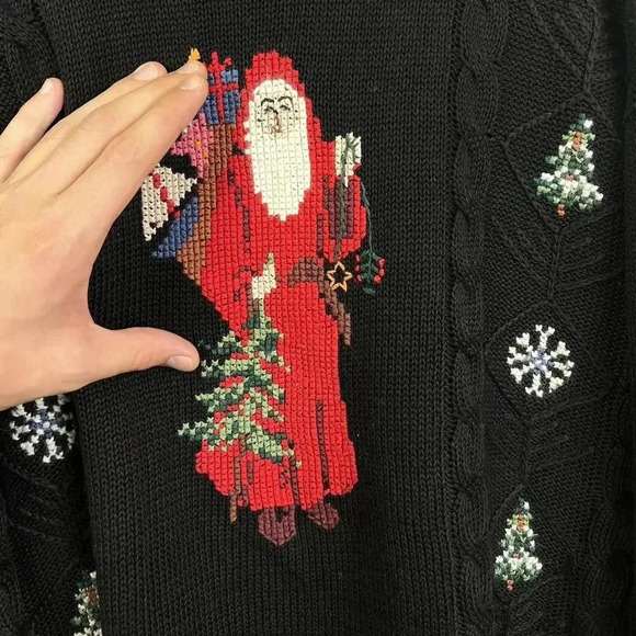Vintage Woolrich Christmas Sweater with Santa Claus Design - Picture 3 of 6